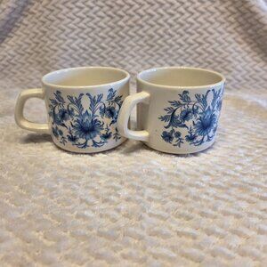Sado Internacional Petite Teacups Blue/White Made in Portugal Set of 2